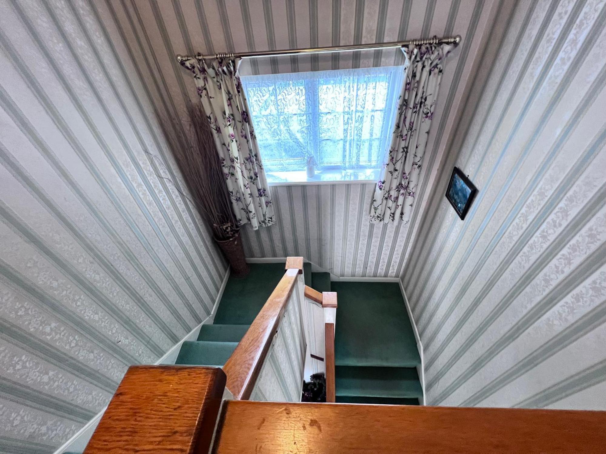 Seasons Gatwick & Parking 3* Horley (Surrey)